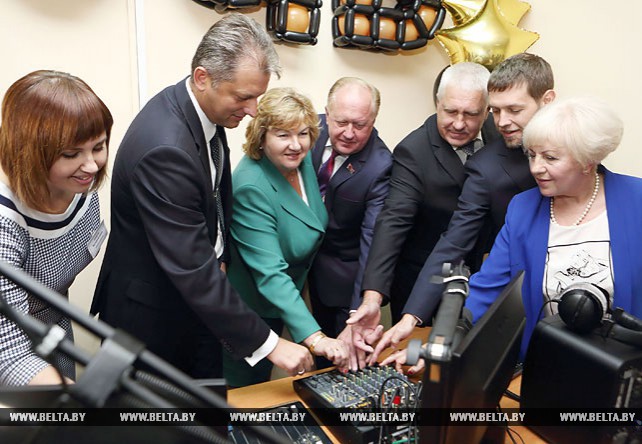 Бузовский принял участие в церемонии открытия радиостанции "Твое радио" и запуска программ Лидского телевидения в интерактивный пакет ZALA по Гродненской области