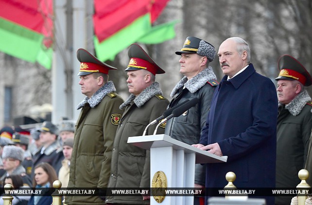 Александр Лукашенко выступил на торжественном марше в ознаменование 100-летия образования белорусской милиции