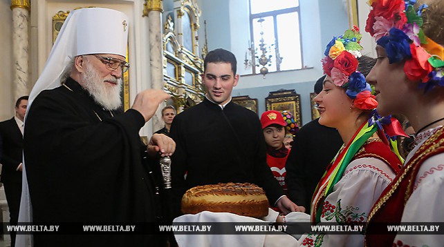 В Минске состоялась XXII республиканская благотворительная акция "Рождественская елка – наши дети"