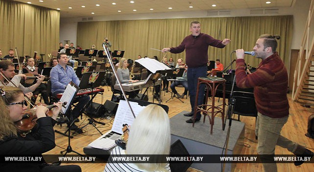 "J:морс" и Президентский оркестр провели репетицию программы "Беларускае золата"