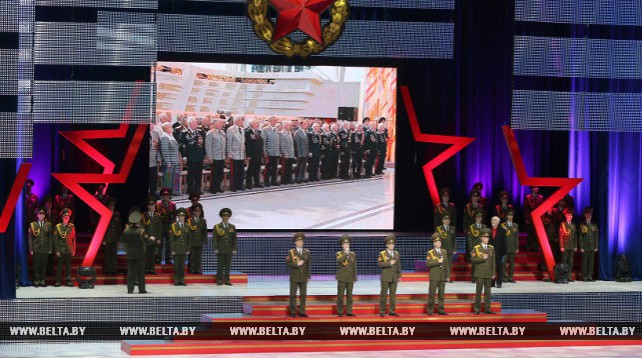 Торжественное собрание ко Дню защитников Отечества и Вооруженных Сил Беларуси прошло во Дворце Республики