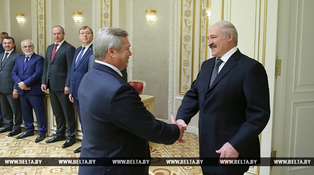 Лукашенко встретился с губернатором Ростовской области