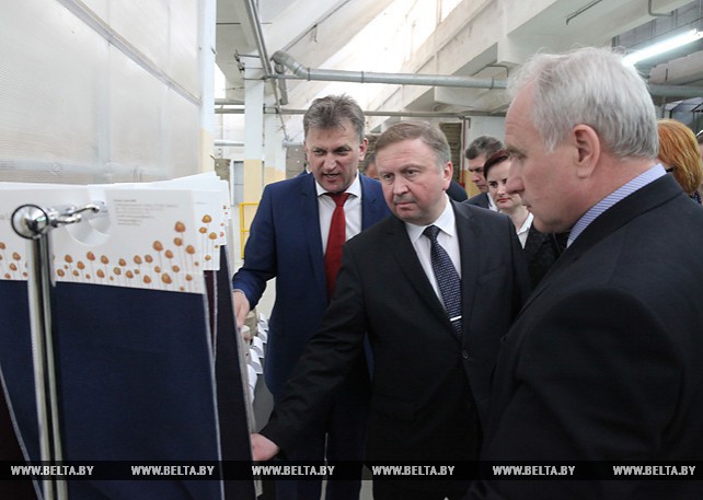 Кобяков посетил Оршанский льнокомбинат