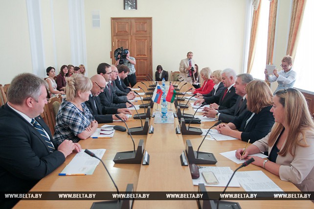 Виктор Гуминский встретился с парламентариями из Словакии