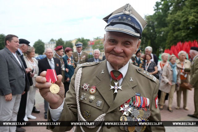 Польские ветераны приехали в Гродно для встречи с однополчанами