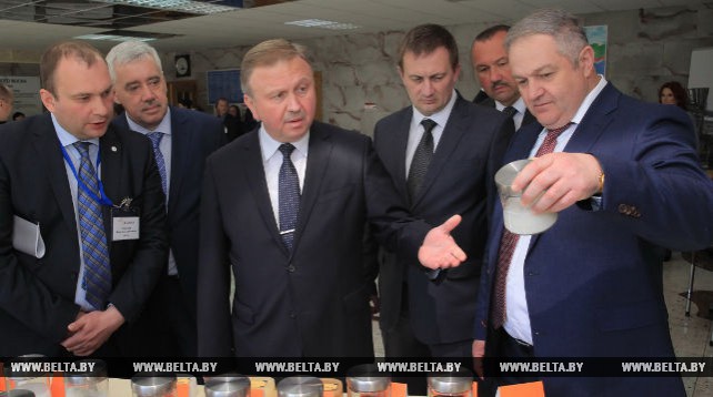 Кобяков посетил ОАО "Завод горного воска"