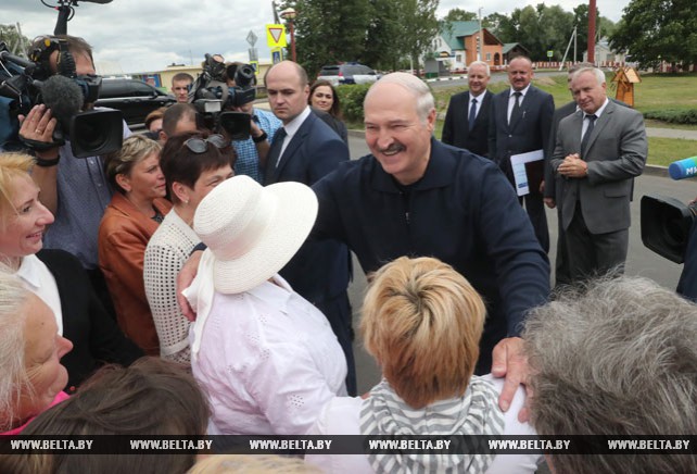 Лукашенко встретился с жителями Копыси