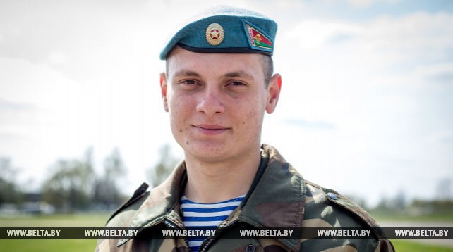 Военнослужащий Дмитрий Страчук спас сослуживца