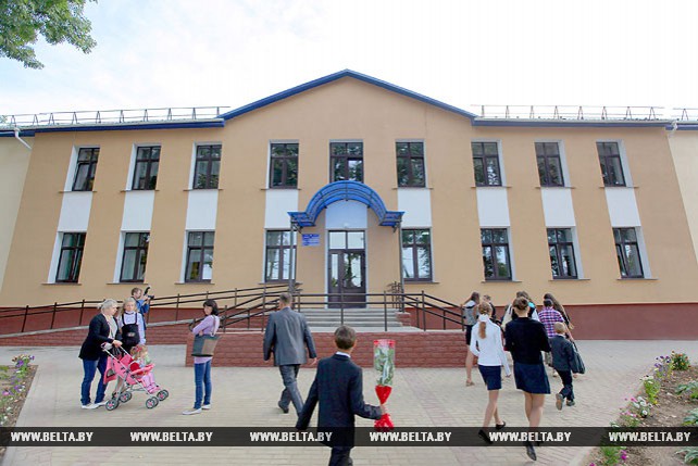 Школа №1 в Толочине открылась после капремонта