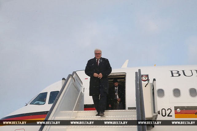 Глава МИД Германии прибыл в Минск для участия во встрече "нормандской четверки"