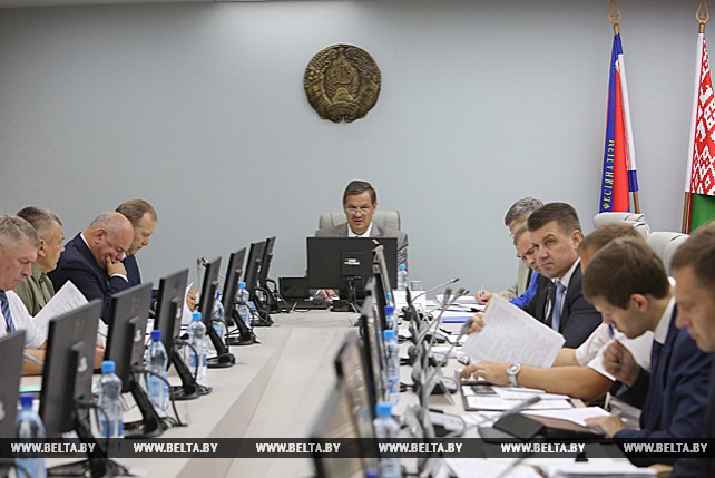 Калинин провел заседание комиссии по чрезвычайным ситуациям при Совете Министров