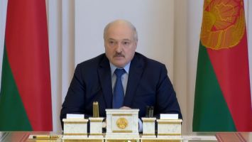 Лукашенко поручил представить к наградам милиционеров, которые помогли предотвратить теракты