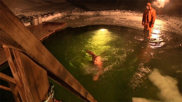 Традиционное крещенское купание прошло на Цнянском водохранилище