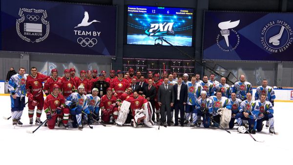 Команда Президента выиграла четвертый матч в РХЛ