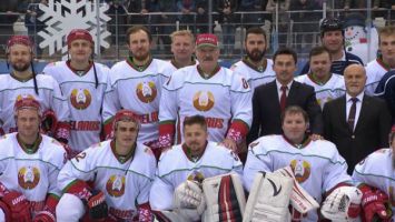 Команда Президента Беларуси победила хоккеистов США и вышла в 1/2 финала Рождественского турнира в Минске