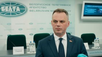 Скоростные дороги к городам-спутникам, связь агрогородков с райцентрами. Минтранс о задачах на пятилетку