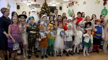 Праздник для всех! Во время акции "Наши дети" министр образования посетил Детский городок в Минске