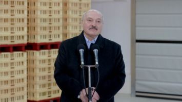 Лукашенко: белорусские предприятия прорвались на китайский рынок и теперь разворачиваются там