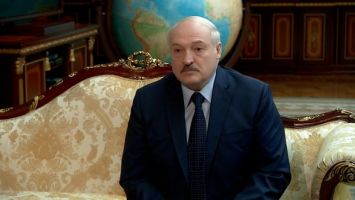 Лукашенко прокомментировал предложение о переносе из Минска переговорной площадки по Донбассу