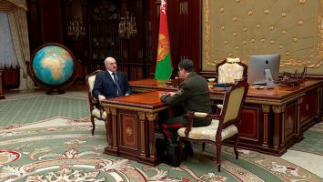 Вакульчик доложил Лукашенко об обстановке в сфере внешней и внутренней безопасности Беларуси