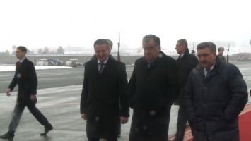 Президент Таджикистана Эмомали Рахмон прибыл в Беларусь