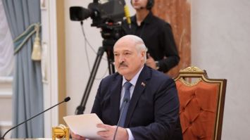 Лукашенко: Я ему в глаза говорю! // Совет узбекам, Африка и самая красивая белоруска! | ИТОГИ