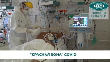 Репортаж из "красной зоны" 6-й больницы: работа врачей в условиях второй волны COVID
