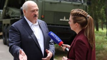 Лукашенко: Без ЭТОГО победы никакой не будет на фронте! // Интервью Скабеевой, боеприпасы, кадры
