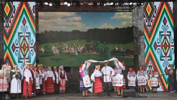 Народные танцы на фестивале "Зов Полесья"