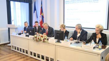 Беларусь рассчитывает на запуск крупных инвестпроектов с Францией