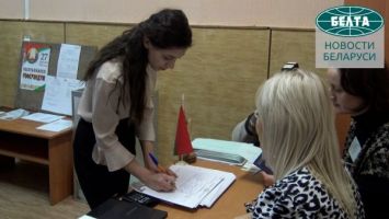 Учащиеся Минского государственного колледжа искусств впервые голосуют на референдуме 
