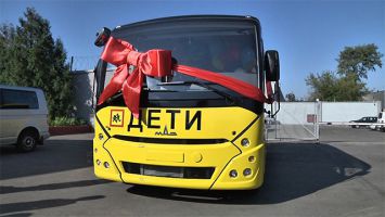 Банк развития Беларуси в 2016 году передаст в регионы 60 школьных автобусов