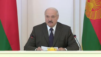 Лукашенко: парламент должен стать дискуссионной площадкой для диалога депутатов с разными взглядами