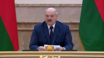 Лукашенко: мирная жизнь граждан и суверенитет стоят выше политических и личностных разногласий в обществе