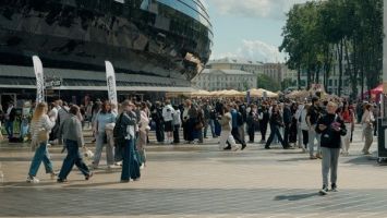 Музыка, драйв и быстрые свидания. Как в Минске проходит фестиваль belbet