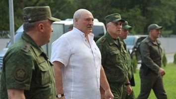 Что делал Лукашенко на границе с Украиной? // Разговор с военными, открытие &quot;Славянского базара&quot;
