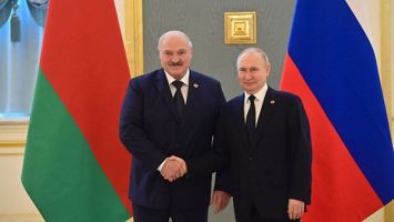 Лукашенко: В покое нас не оставят! // Что делал Лукашенко в Кремле, и зачем Нарышкин приезжал в Минск?
