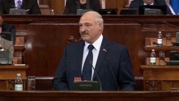 Лукашенко: у многих скептиков после приезда в Беларусь меняется отношение к стране