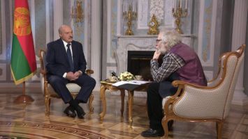 Лукашенко: суверенитету Беларуси могут угрожать только трудности в экономике