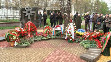 Траурная церемония, посвященная 30-летию катастрофы на ЧАЭС, прошла в Минске