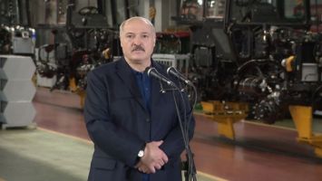 Лукашенко о МТЗ: прекрасный завод, бренд нашей страны