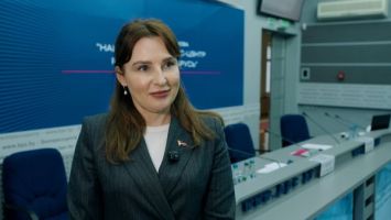 Арки, световые игрушки и народная тематика. &quot;Минскреклама&quot; об украшении столицы к Новому году