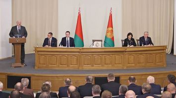 Лукашенко: Мы это прошлёпали! // Кто ОБВОРОВЫВАЕТ детей и от чего стало плохо Президенту?