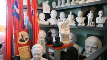 Эксклюзивная коллекция бюстов Ленина