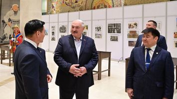 Лукашенко: Опуститесь на землю! Сядьте и подумайте! // Разговор с журналистами, Монголия // НЕДЕЛЯ ПРЕЗИДЕНТА