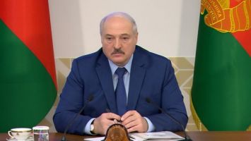 Лукашенко о цензуре в соцсетях: мир на пороге принятия этих решений