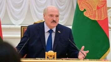 Все ЗАЯВЛЕНИЯ Лукашенко в одном видео! // Кого обнял Лукашенко в Александрии? | ГЛАВНОЕ
