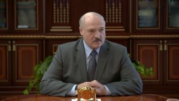 "Никому не должны позволить обидеть простого человека" - Лукашенко поручил проверить причины увольнений в частных фирмах