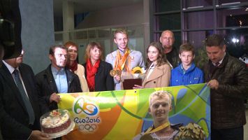 Паралимпийская сборная Беларуси прилетела в Минск