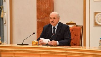 Лукашенко предложил создать в Узбекистане промышленный комплекс по выпуску белорусской техники